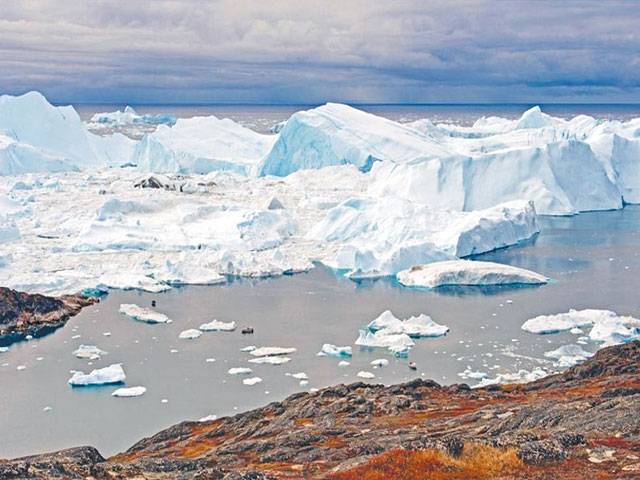 Mighty Greenland glaciers slams on brakes