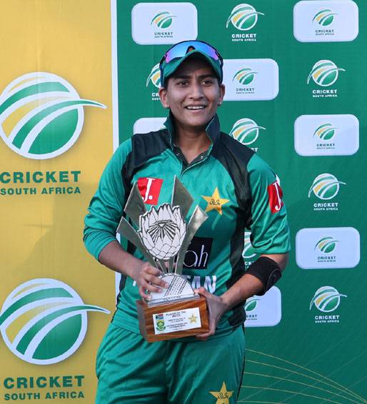 Iram Javed bats Pakistan women to win in third T20I