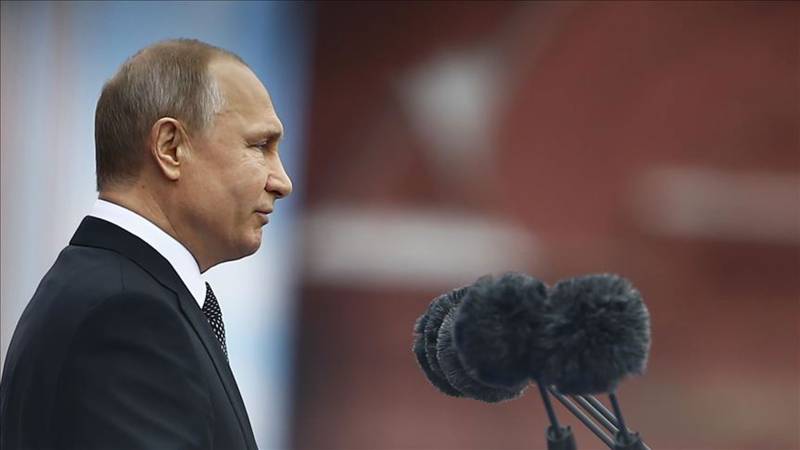 Russia not to build military base in Venezuela: Putin