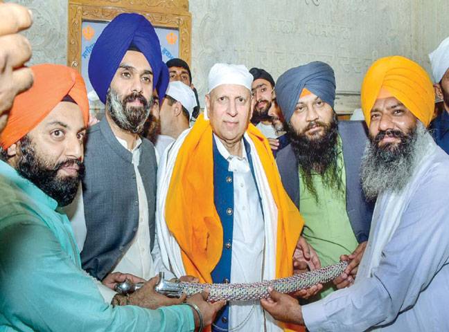 10,000 Indian Sikhs to visit Pakistan