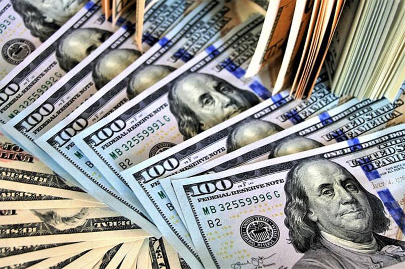 Dollar gains 5 paisas in interbank, closes at Rs160.58
