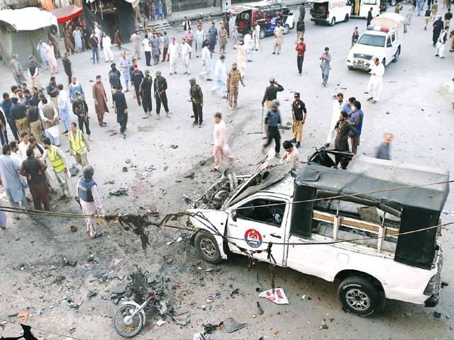 2 cops among four martyred in Quetta blast