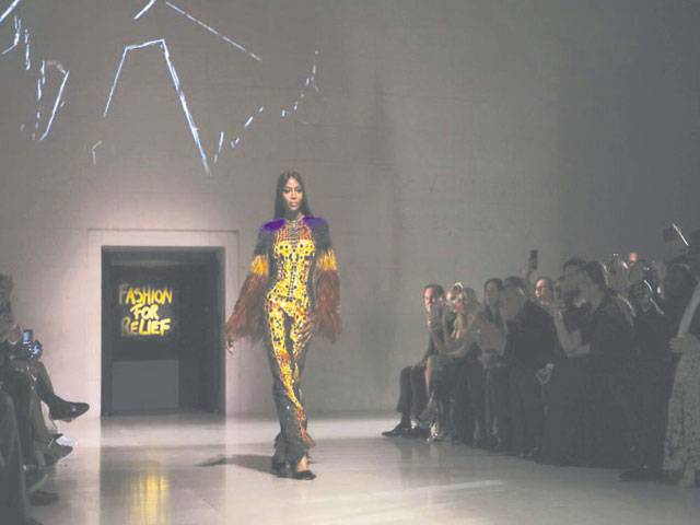 Naomi takes spotlight at London Fashion Week 