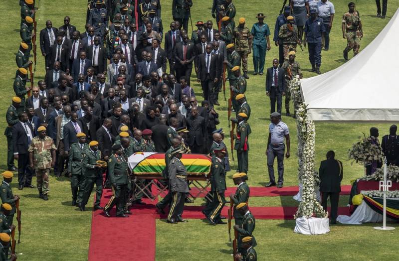 Tears and tributes as leaders, supporters bid farewell to Zimbabwe’s Mugabe