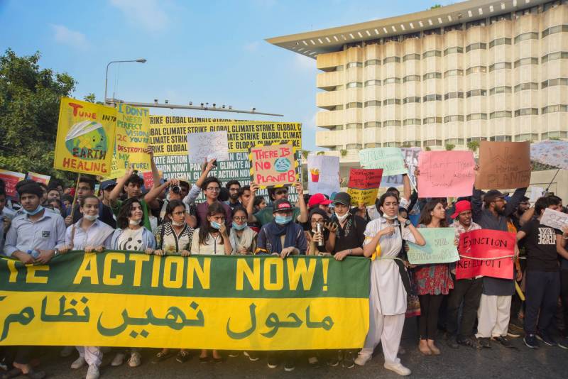 Climate strike: Thousands march across Pakistan to protest against climate change 