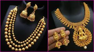 Gold price down by Rs 400 per tola