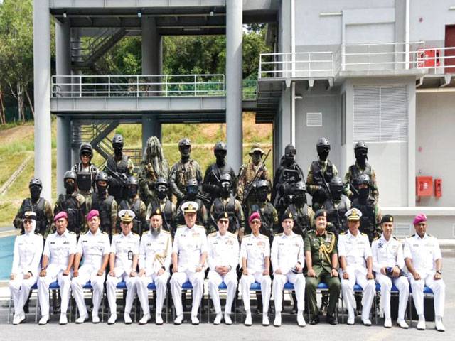 Admiral Abbasi visits Malaysian naval facilities