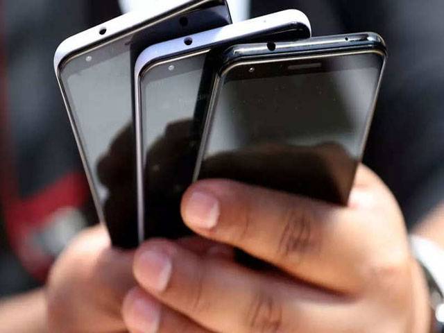 Govt working on Mobile Device Manufacturing Policy