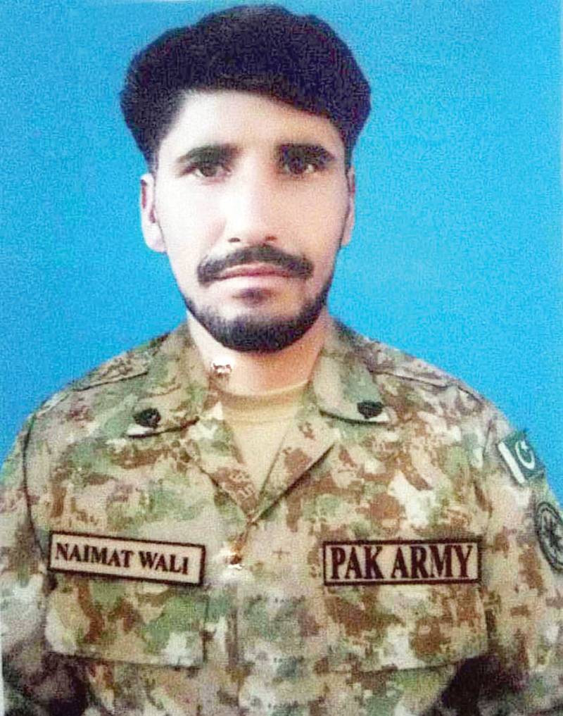 .Army soldier martyred in Indian firin