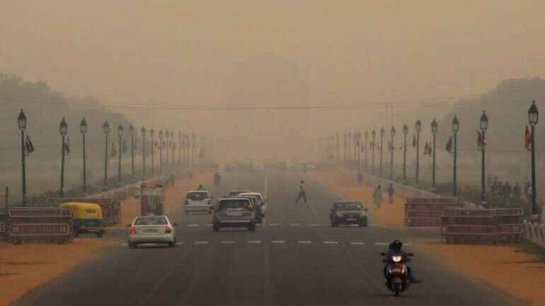 Delhi declares public emergency as pollution at year’s worst