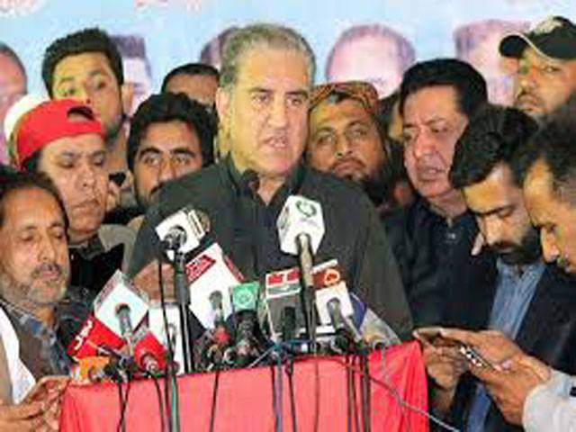 No chance of any in-house change: Qureshi