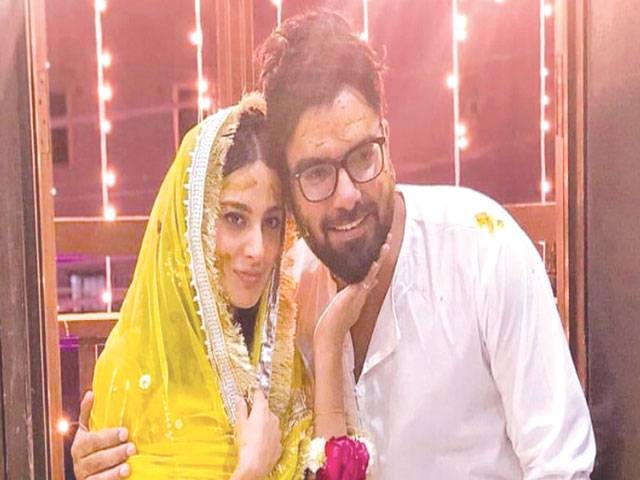Yasir Husain, Iqra Aziz kick off wedding festivities