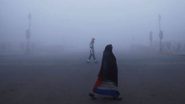 Over 500 flights delayed, 6 cancelled due to fog in Indian capital