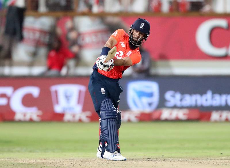 England win last-ball thriller to level T20 series