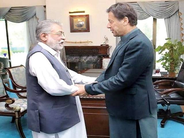Pir Pagara discusses political issues with PM