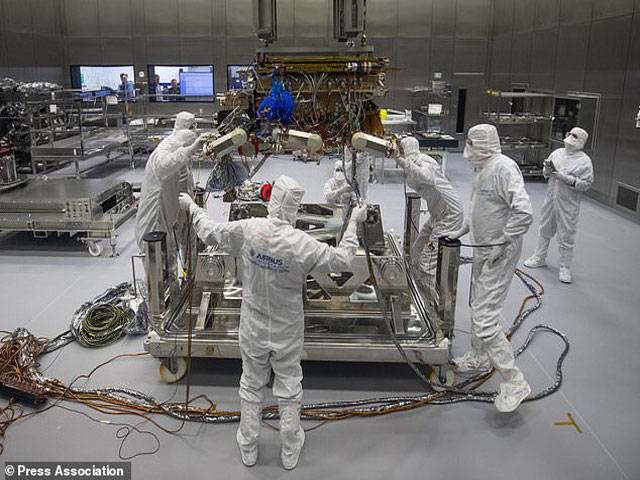 Coronavirus delays mission to Mars