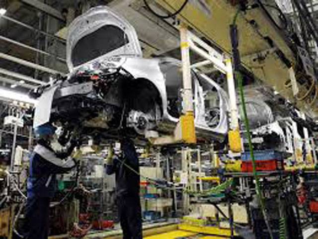 Italy industrial output tumbles nearly 30pc