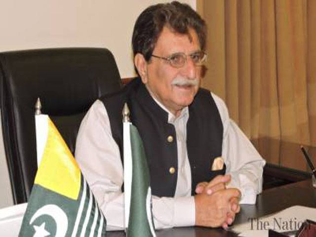 AJK PM for giving top priority to development projects along LoC
