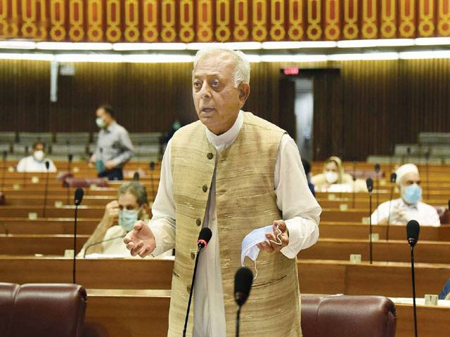 PIA air crash report to fix responsibility, Ghulam Sarwar tells Senate