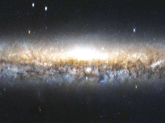 Hubble spies Knife Edge Galaxy about 50m light-years from Earth