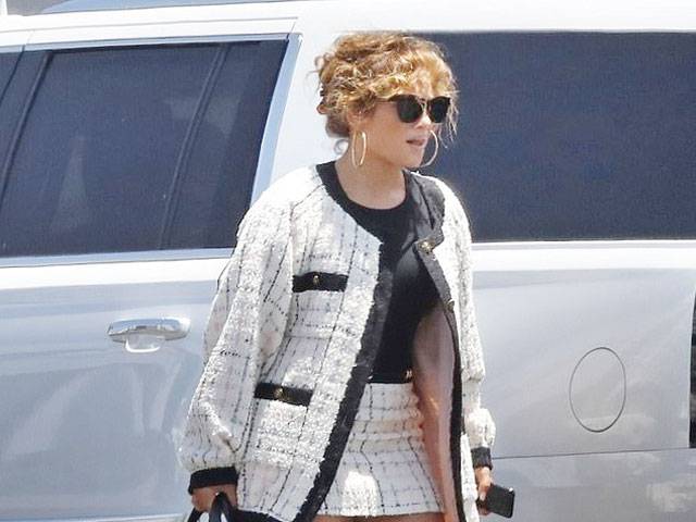Jennifer Lopez spotted boarding a private plane