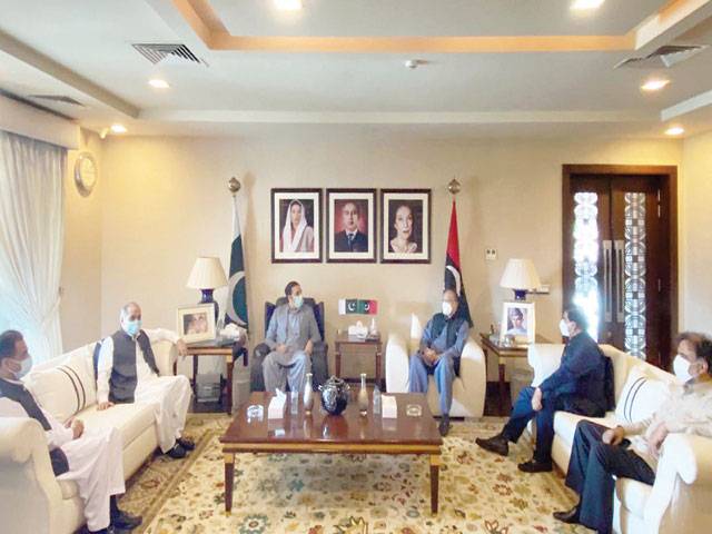 PPP, PML-N agree to hold APC after Eid
