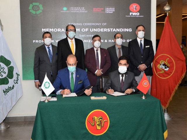 FWO and Hashoo Group sign MoU