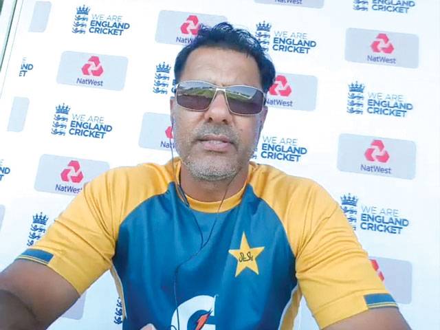 Waqar backs captain Azhar to deliver in next match