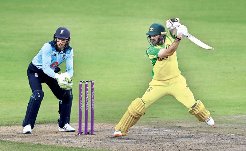 Maxwell, Carey tons set up Aussie win in tight finish