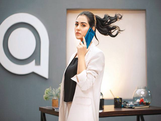 Unveiling Sarah Khan as face of Alcatel