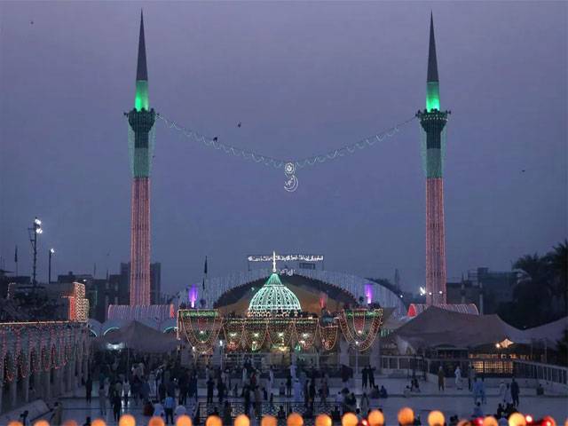 Urs celebrations of Hazrat Data Ganj Bakhsh (RA) continue