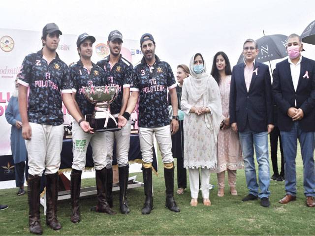 FG Polo team lifts Lulusar Polo in Pink trophy