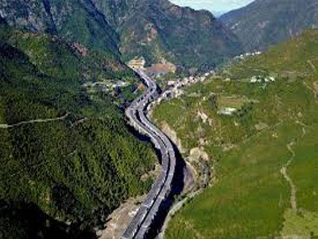 China’s largest builder showcases BRI benefits with highways in Pakistan, Algeria