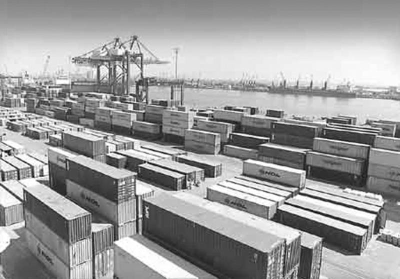 Pakistan’s exports witness decline to $2.1 billion in April