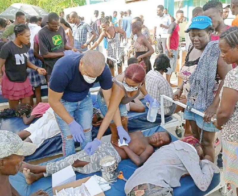 Death toll in massive Haiti quake jumps to 724