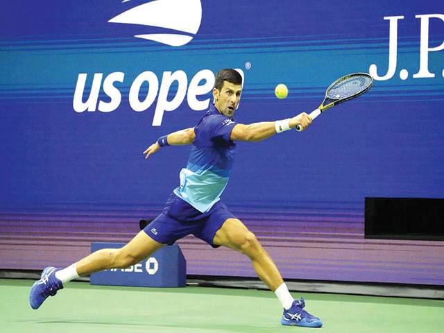 Djokovic wins US Open semifinal, keeps quest for calendar Grand Slam on track