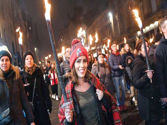 Hogmanay events cancelled as Covid rules tightened