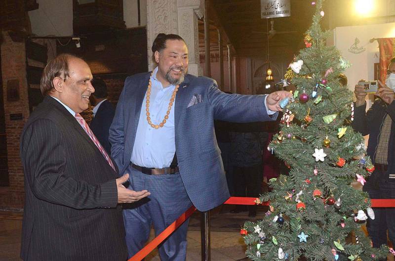 US envoy joins New Year’s cake cutting ceremony at Lahore Museum