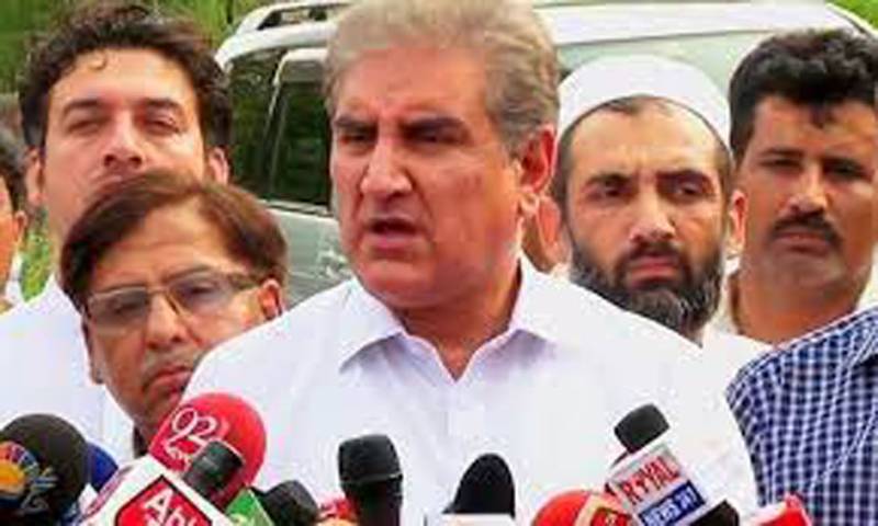 PTI’s Qureshi takes soft-line after Fawad threatens to withdraw lawmakers