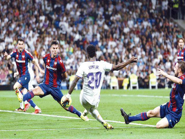 Levante relegated after being demolished 6-0 by Real Madrid