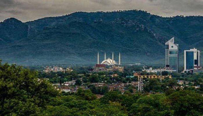 Islamabad shuts markets by 9 PM under section 144