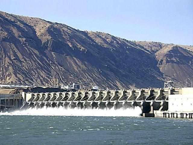 Slow pace of work on under construction dams irks minister