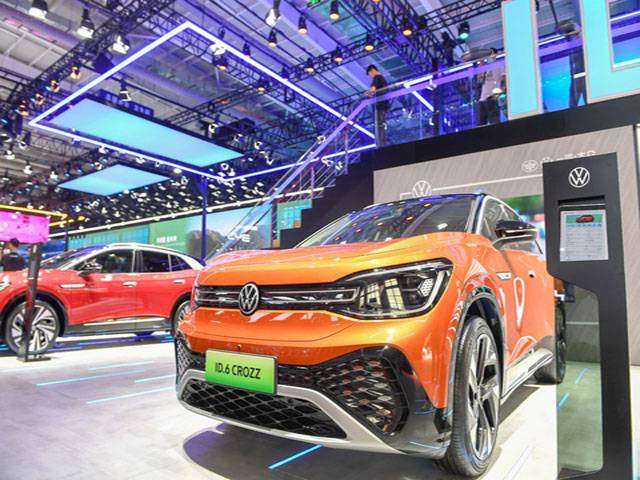 Global carmakers vie for China’s vast auto market
