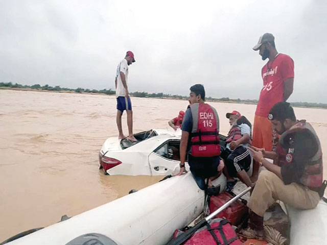 Deadly floods disconnect Balochistan from country