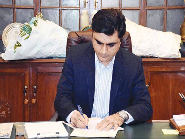 Muhammad Ali takes charge as Deputy Commissioner Lahore
