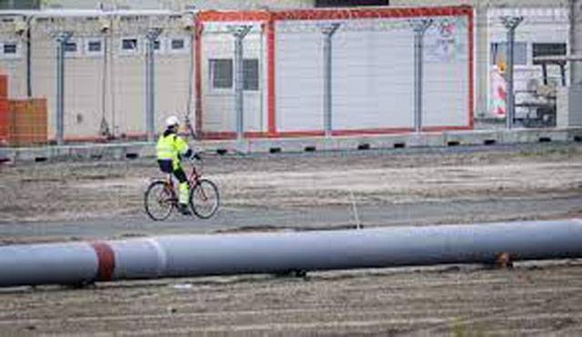 Germany builds new gas terminals to succeed Russian pipelines