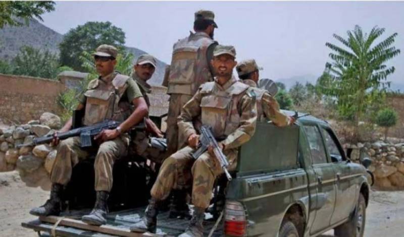Two Pak Army soldiers martyred in DI Khan