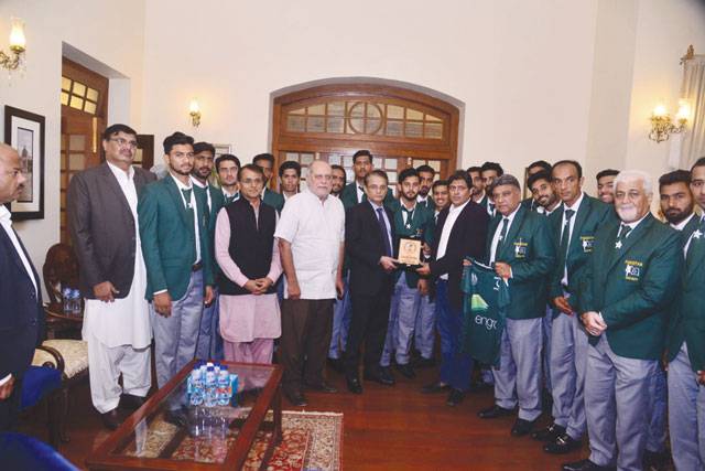Pakistan hockey team honored by Chief Secretary Sindh