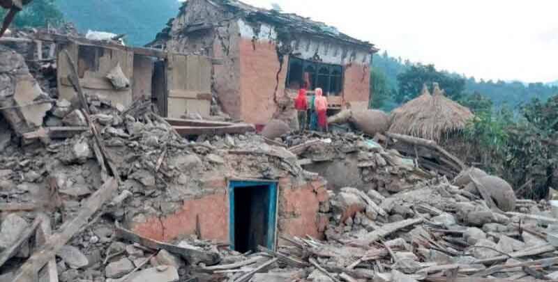 Nepal quake kills six, rattles New Delhi