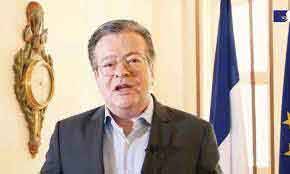 Pak envoy to France assumes responsibilities
